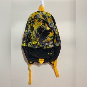 Nike Back Piedmont Backpack like New/ Nike Sport Yellow & Black Palette